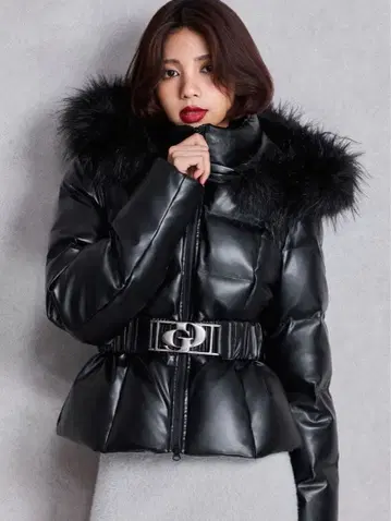 GYDA 가죽 숏 다운