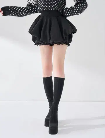 Darich 볼륨 벌룬 미니 스커트 블랙