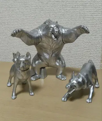 전설의 부두 실버 곰과 개 피규어 세트 3체