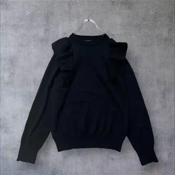 새상품급 어반리서치 로쏘 울 혼방 프릴 디자인 니트