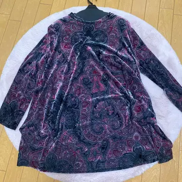 Lilane Burty 벨로아 페이즐리 튜닉 이탈리아제 소재