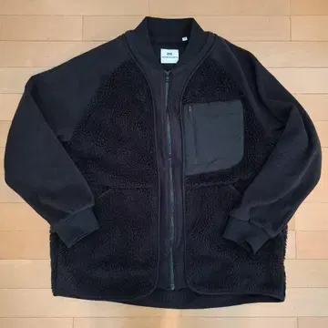 화이트 마운티니어링 x 유니클로 플리스 자켓 XL