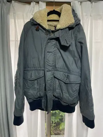 TOMMY HILFIGER 후드 부착 자켓