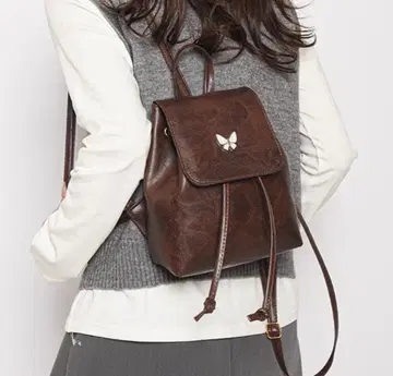 다크 브라운 버터플라이 럭색