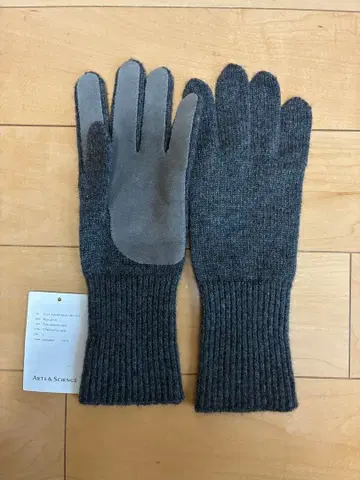 [ 미사용 새상품 ] ARTS&SCIENCE 캐시미어 장갑