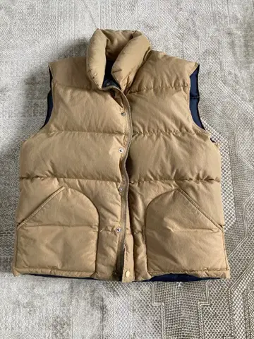 SIERRA DESIGNS 베이지 다운 베스트 M