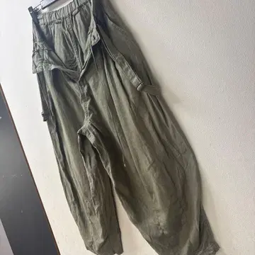 새상품급 니코앤드 린넨 100% 어깨끈 포함 와이드 팬츠