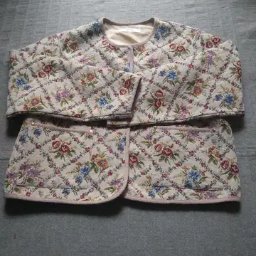 STB 다색 꽃무늬 노카라 자켓