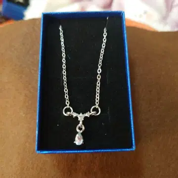 실버 스톤 부착 목걸이