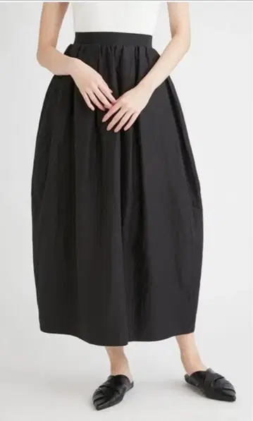 메루카리 시 한정 가격 허리밴딩 랜덤 턱 코쿤 스커트 11,990엔