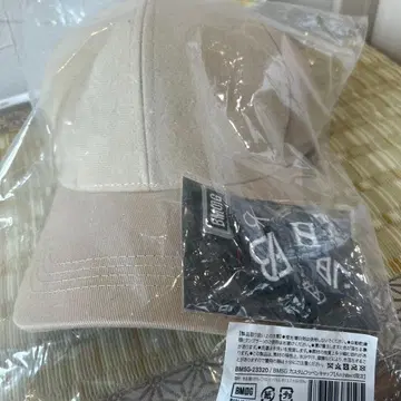 BMSG 커스텀 와펜 베이지 캡 BMSG-23320