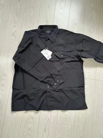 [ 미사용 새상품 ] BEAMS 블랙 긴팔 셔츠 M