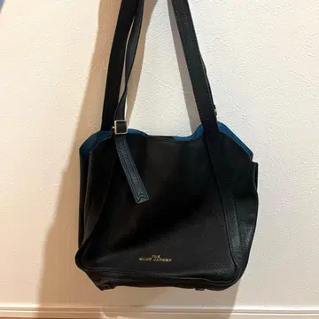 더 마크 제이콥스 블랙 토트백