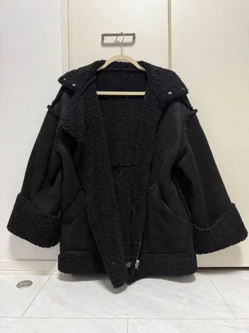 jouetie 보아 리버서블 무스탕 코트