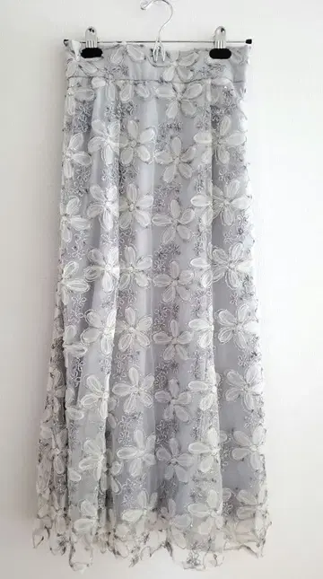 [12/19 처분] 길이 조절 가능한 3D 플라워 레이스 스커트 블루