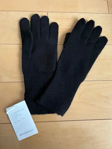 [ 미사용 새상품 ] ARTS&SCIENCE 캐시미어 장갑