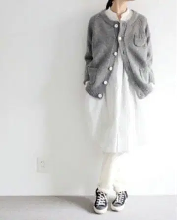 시로네 (히비노) 그레이 니트 가디건