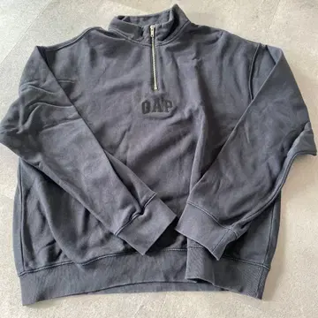 GAP 인기 하프 지퍼 맨투맨