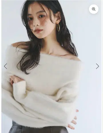 [ 미사용 새상품 ] anuans 라쿤 폭스 오프숄더 니트 풀오버