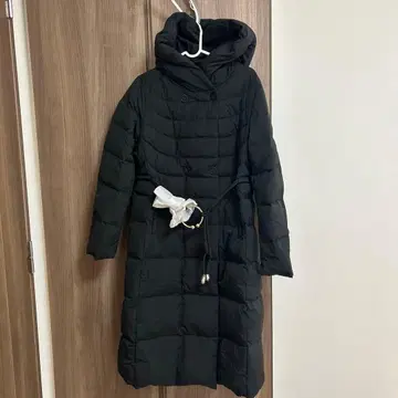 미사용 새상품 블랙 롱 다운 자켓 후드 부착