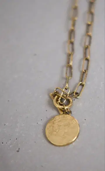 [ 새상품 ] Ungrid 언그리드/코인 목걸이