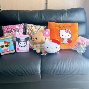 산리오 헬로키티 쿠로미 쿠션 봉제 인형 선번 키티 퀼트 매트