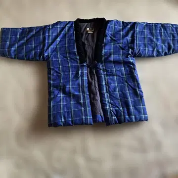 체크 무늬 반텐 쿠루멧코