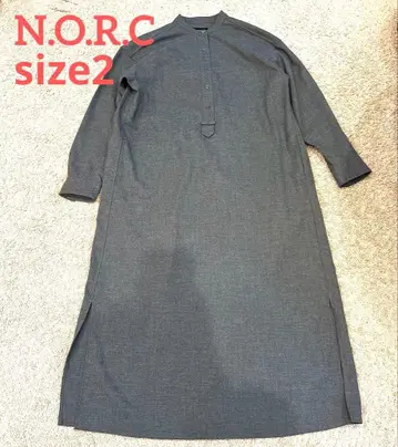 N.O.R.C 다크 그레이 하이카운트 트윌 밴드 카라 롱 셔츠 원피스