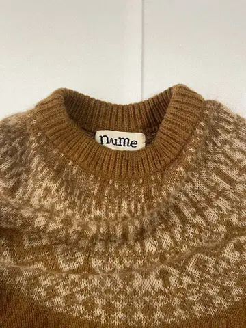 팔라스 팰리스 니트 스웨터