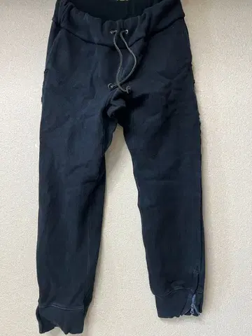 립 반 윙클 두꺼운 원단 스웨트 팬츠