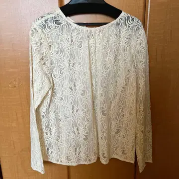 아이보리 레이스 긴팔 블라우스 FREE 사이즈