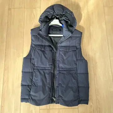 ZARA 다운 베스트 후드 부착