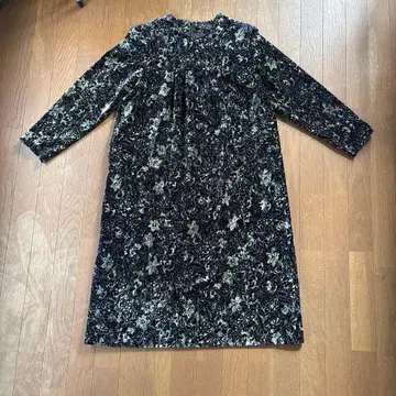 Jean Chalet 꽃무늬 벨벳 원피스