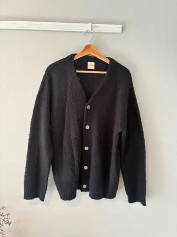 KOOKY'N 블랙 가디건 5버튼
