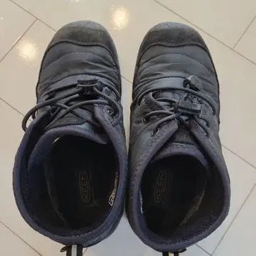 KEEN 방수 하이컷 신발 블랙