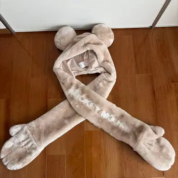 미키마우스 귀 달린 퍼 모자
