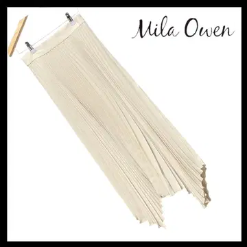 Mila Owen 미라 오웬 겨드랑이 헴 플리츠 스커트 (아이보리)