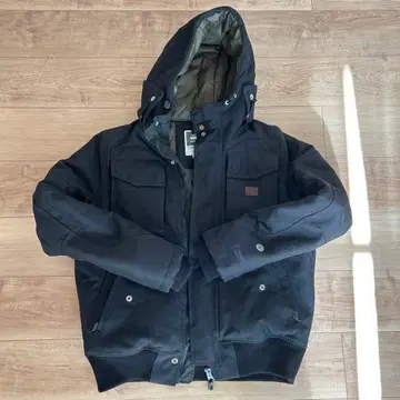 G-STAR RAW 블랙 다운 자켓 M 사이즈
