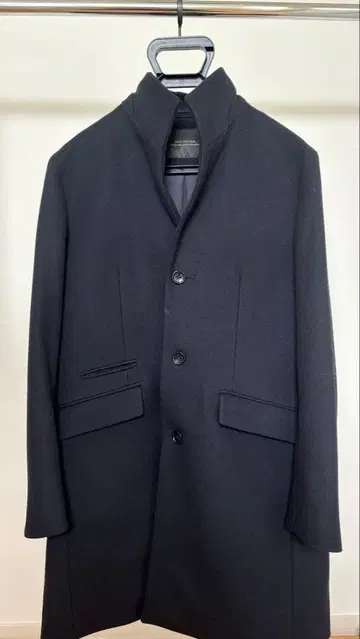 [2회 착용] 나노 유니버스 체스터 코트 다크 네이비