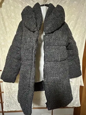 [새상품] 그레이 계열 볼륨 넥 다운 자켓