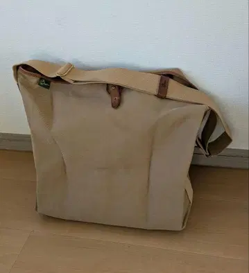 Brady 캔버스:가죽 숄더백