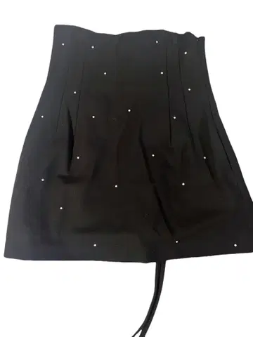 미셸 마카롱 허리 라인 슬림 레그 스커트 비쥬 장식 블랙