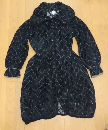 조르지오 아르마니 여성용 코트