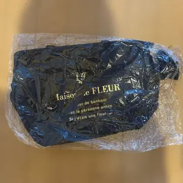 Maison de FLEUR 리본 토트백 이타백 이케부쿠로 한정판 BK