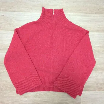 [ alureville ] 알바일 하이넥 스웨터 사이즈 2