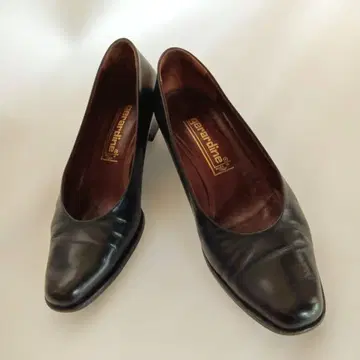 gerardini 블랙 펌프스 중간 힐