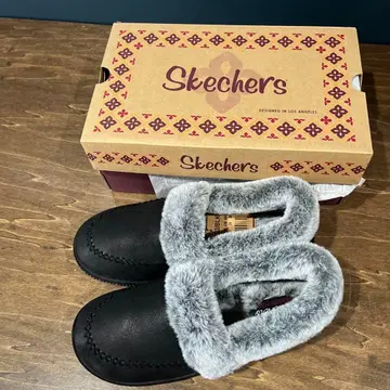 [ 새상품 사이즈 24.0cm ] 스케쳐스 퍼 슬립온 블랙 미사용