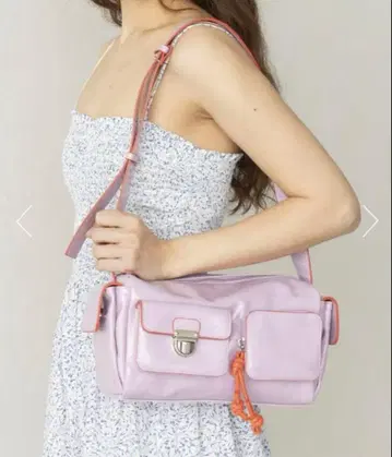 [ 새상품 ] Casselini 큐브 포켓백 퍼플