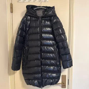 새상품급 Duvetica acequattro 네이비 40 다운 코트