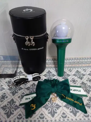 Mrs. GREEN APPLE 라이트 스틱 케이스 세트